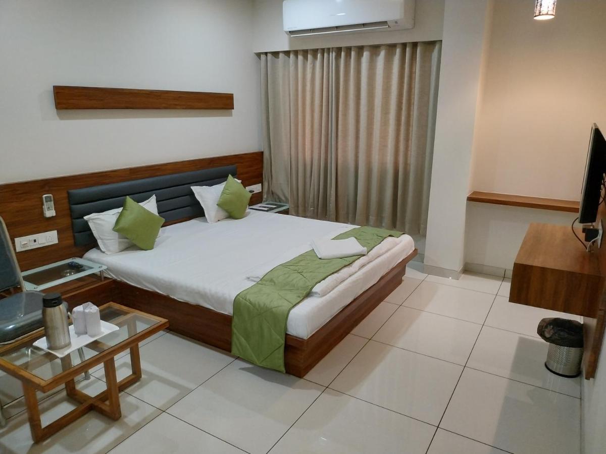 Hotel Satkar Chhatral Exterior photo